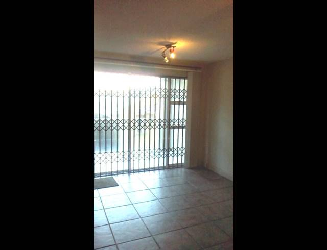 2 BEDROOM APARTMENT RENTED IN HUMEWOOD